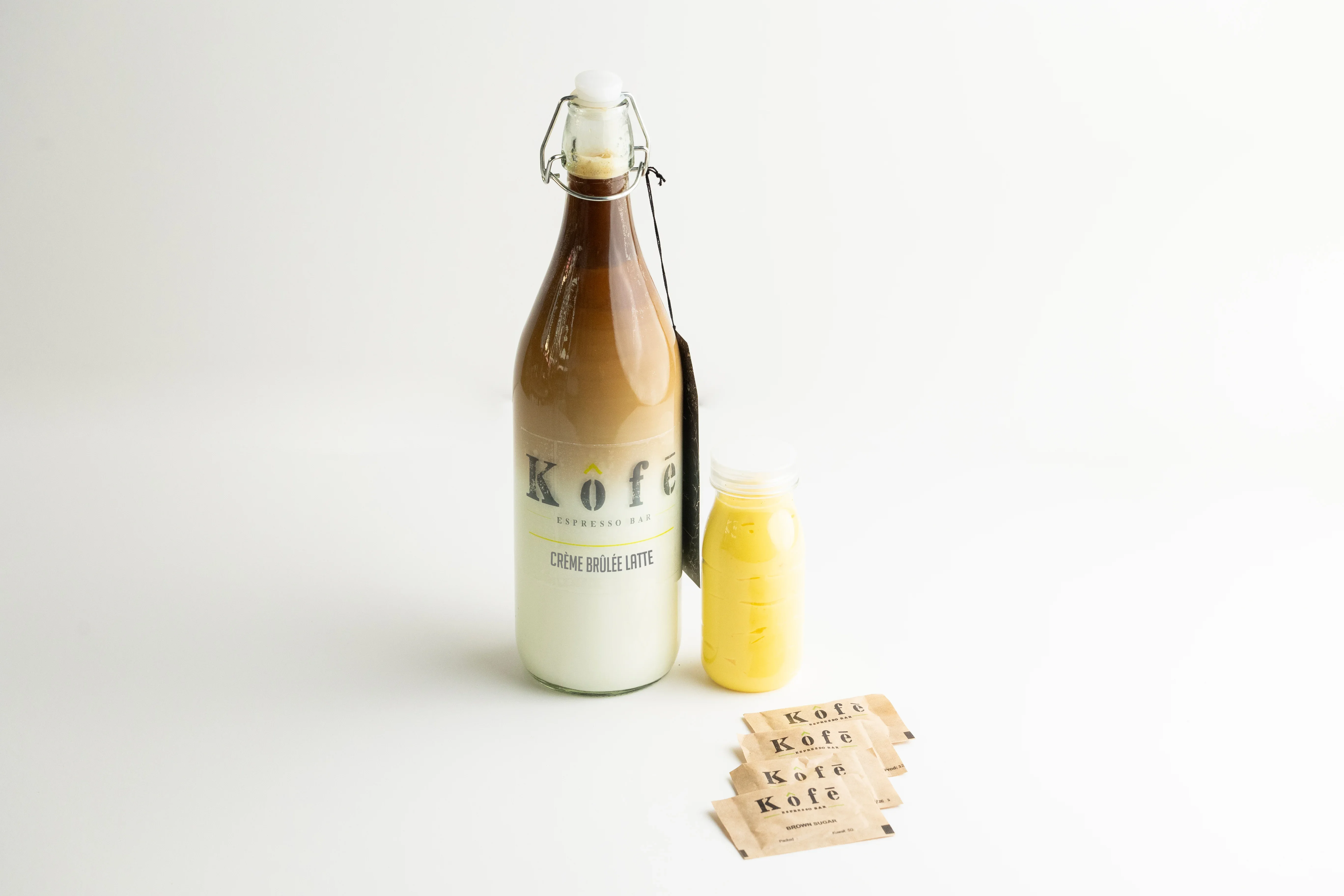 Iced Crème Brûlée Latte Bottle